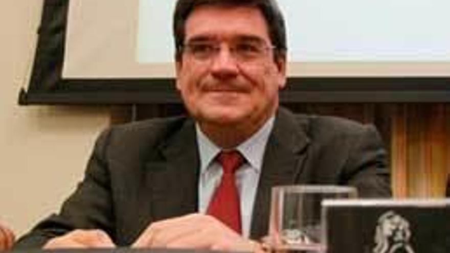 José Luis Escrivá.