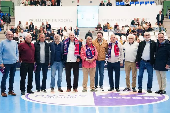 Homenaje al Obras del Puerto de balonmano en el Horneo-Logroño de Asobal