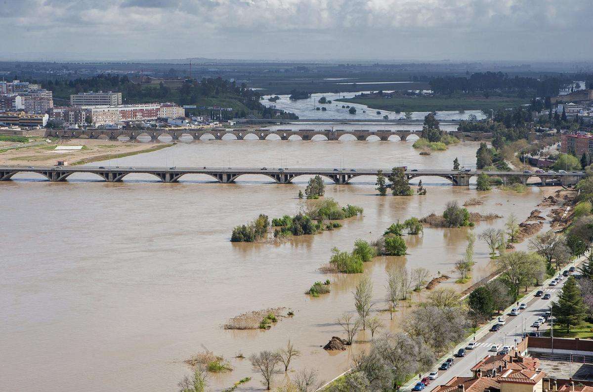 El Guadiana en plena crecida