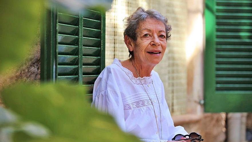 La mare de 'Joana E' i 'Amor de cans' - Diario de Ibiza - Vimarsana News