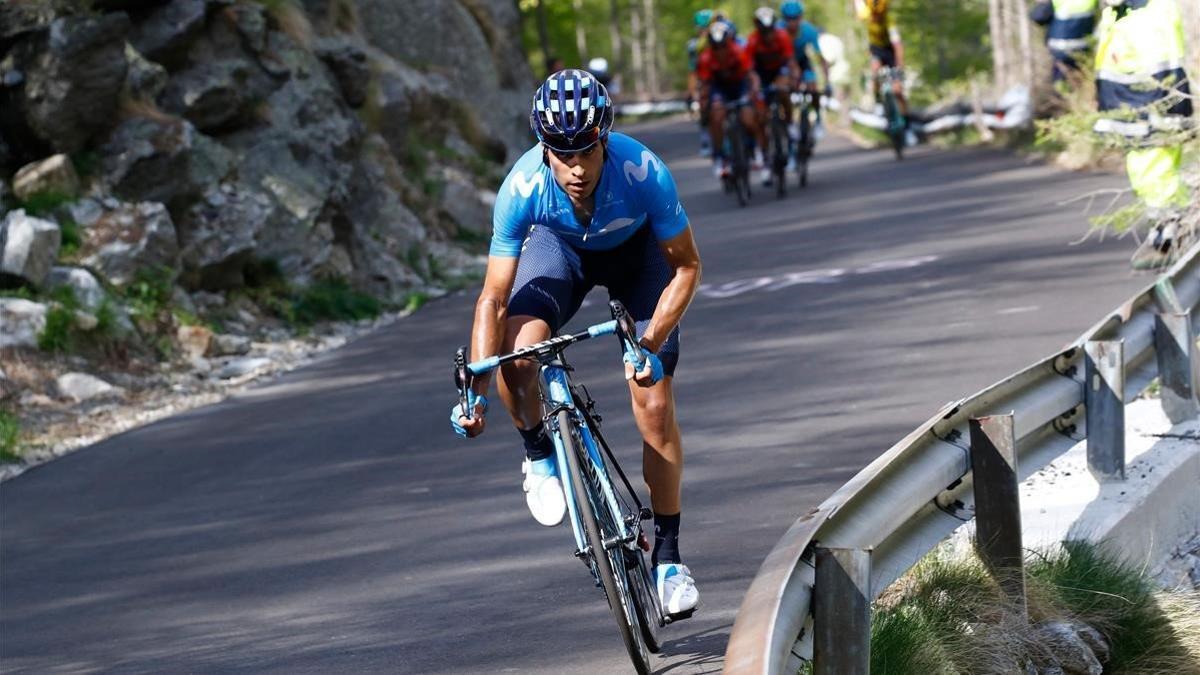 segea48307250 team movistar rider spain s mikel landa rides during stage t190524173447