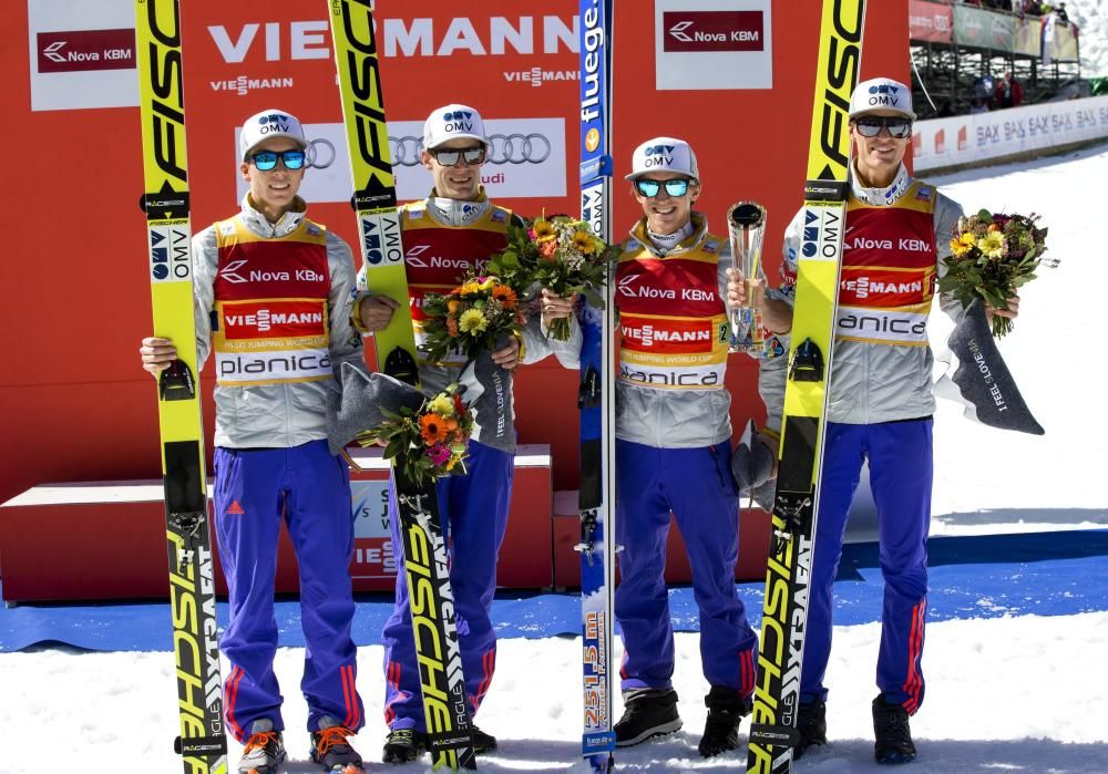 Copa del Mundo de saltos de esquí por equipos en Planica (Eslovenia)