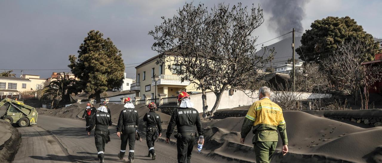 La calidad del aire en La Palma cancela vuelos y suspende clases