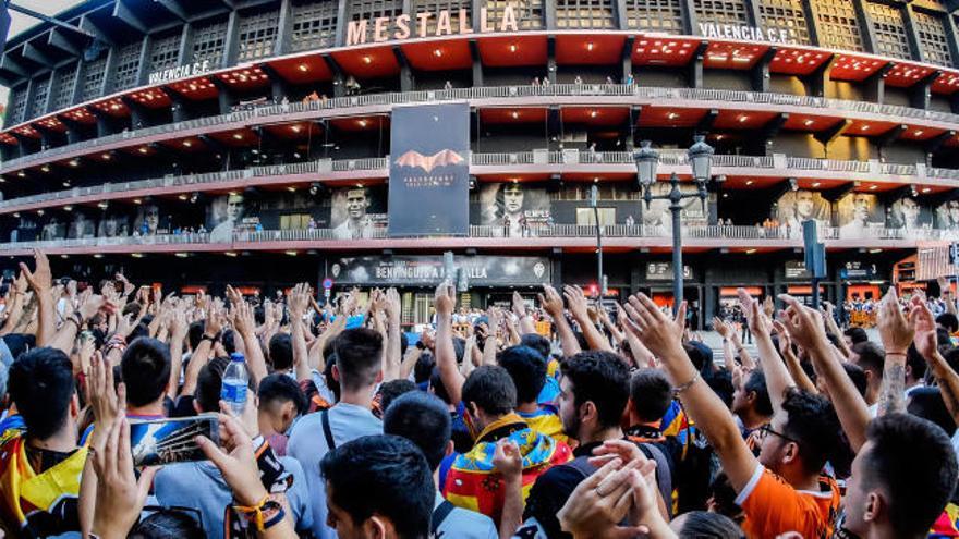 Llamamiento de la Agrupación de Peñas para &quot;marcar el primer gol&quot;