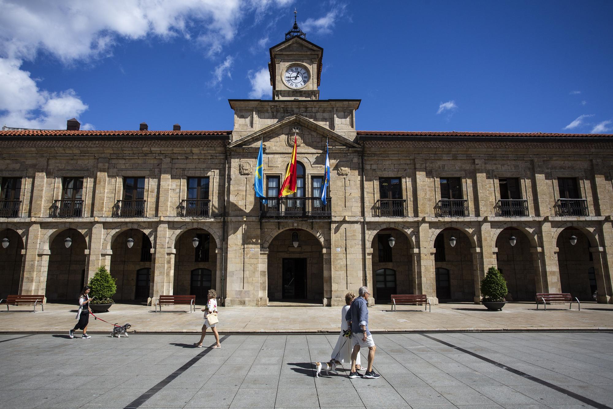 Asturianos en Avilés, un recorrido por el municipio