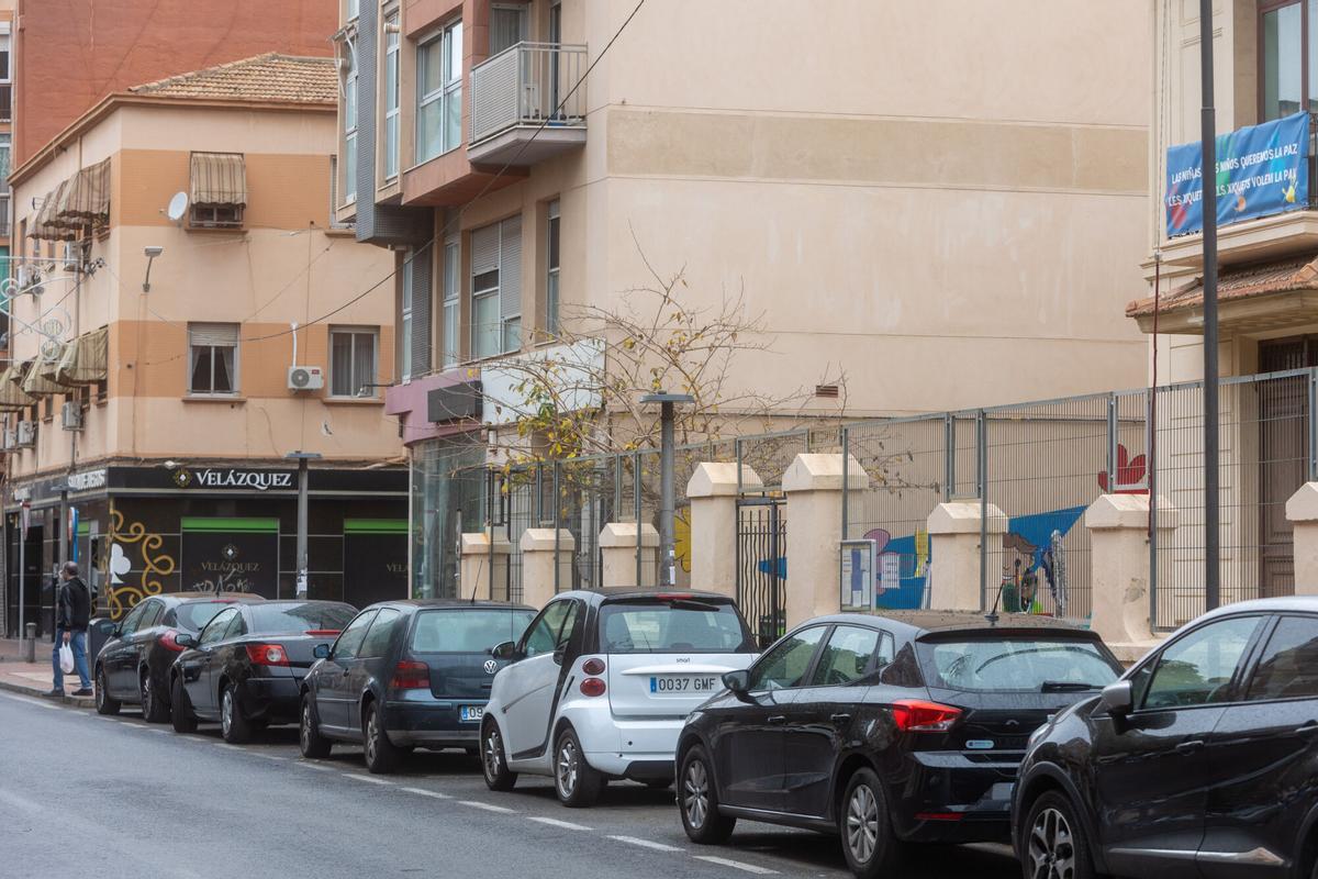 Alicante - salon de juego cerca de colegios - juego - niños - infancia - calle Pinoso
