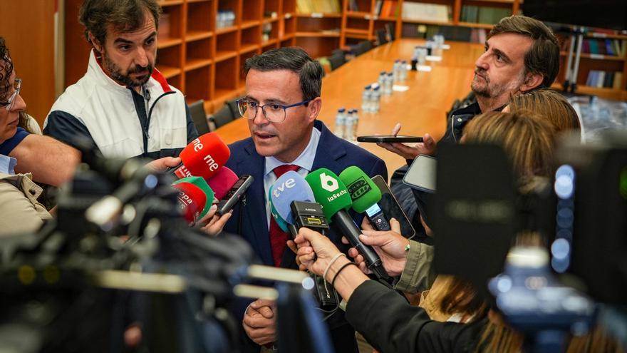 Liberum pide al TSJEx que suspenda el juramento de Gallardo como diputado en la Asamblea de Extremadura