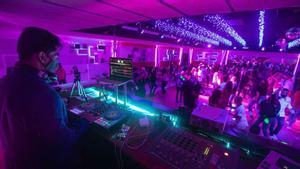 Només és una punxada, dona