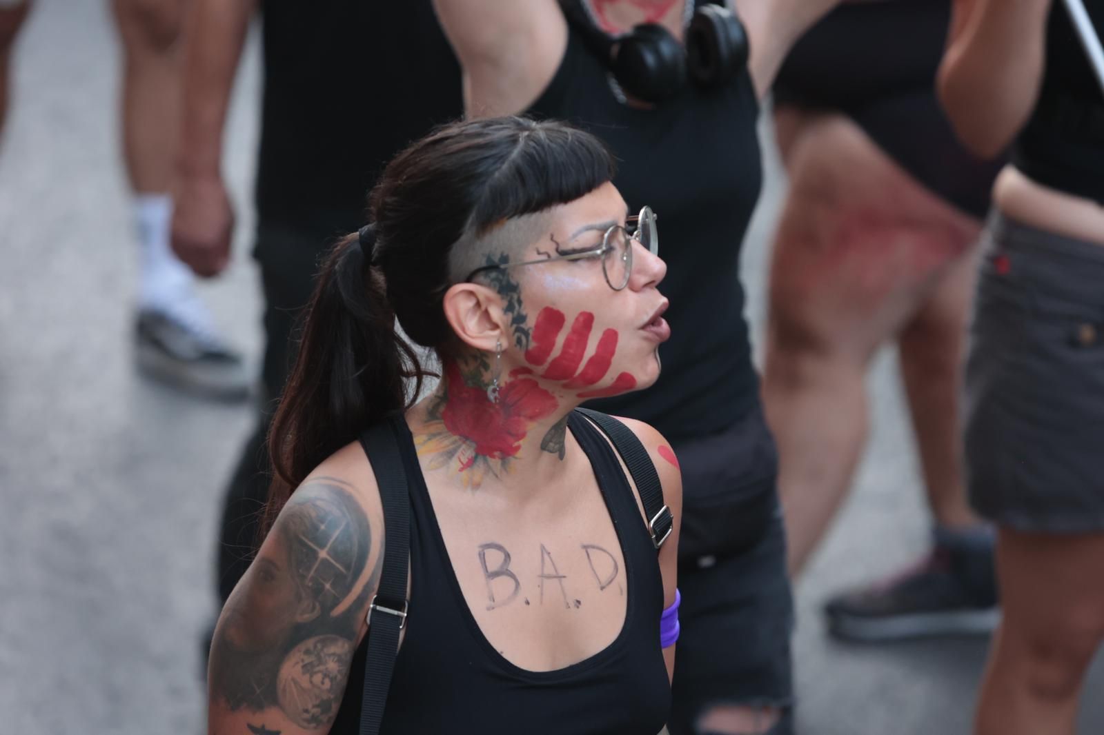Así ha sido la manifestación LGTBI en Alicante