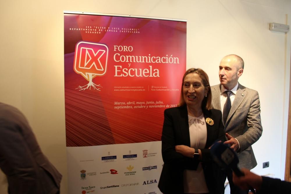 Ana Pastor, presidenta del Congreso de los Diputados, en el Foro Comunicación Escuela de Vegadeo