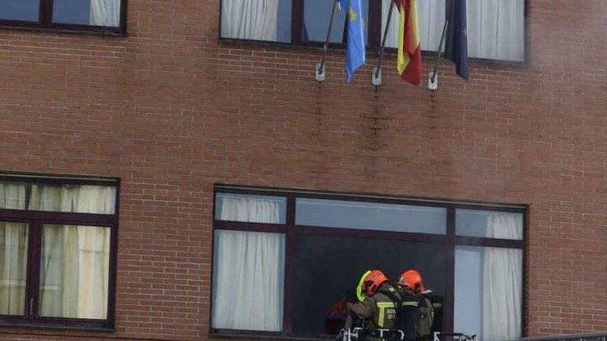 Simulacro de incendio en el Pérez de Ayala