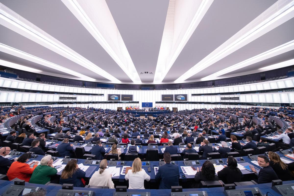 L’Eurocambra aprova la primera llei europea sobre criptoactius