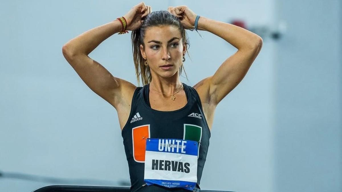 Blanca Hervás, con los 'Hurricanes' de la Universidad de Miami