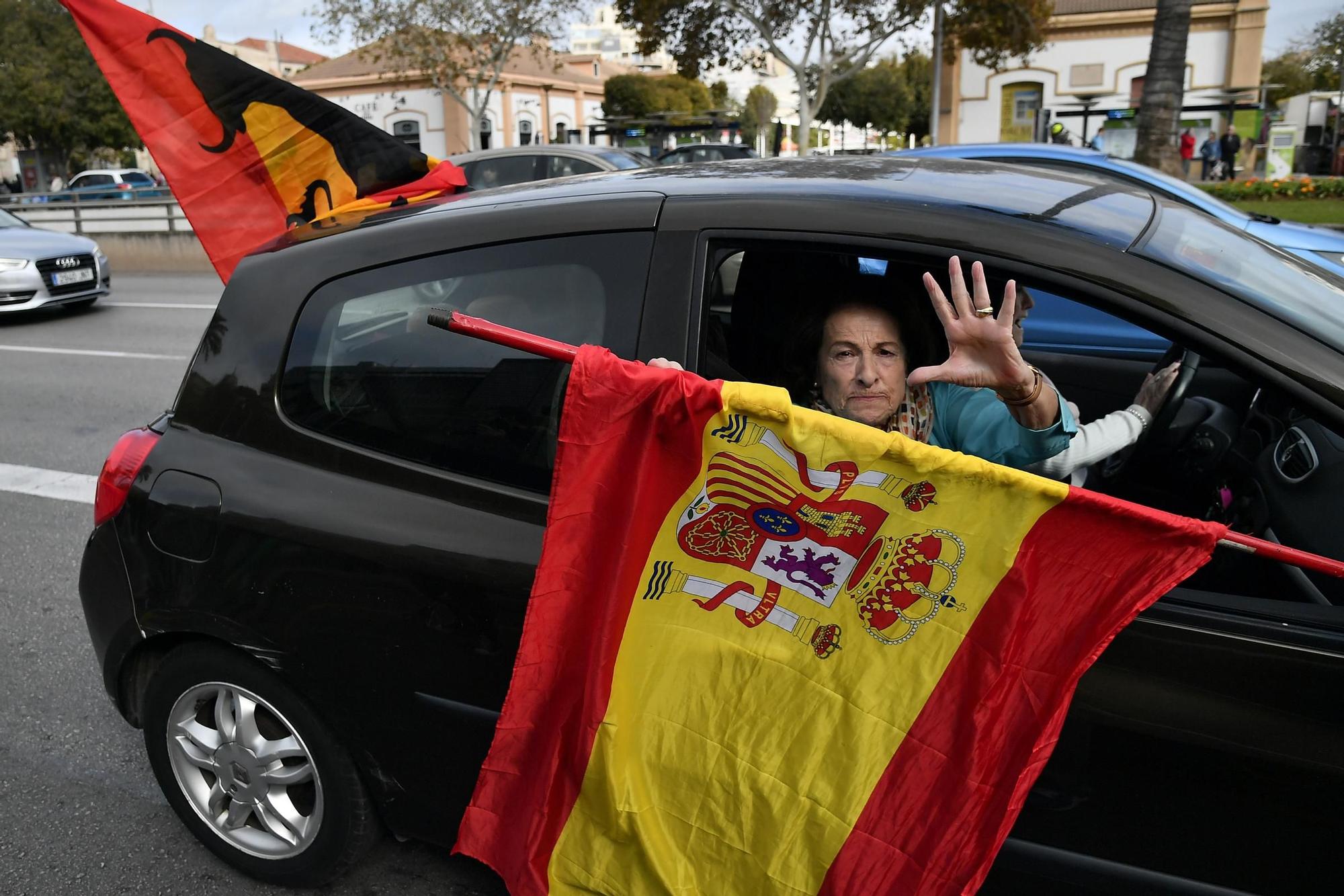 Apenas 30 vehículos en la marcha motorizada contra la amnistía en Palma