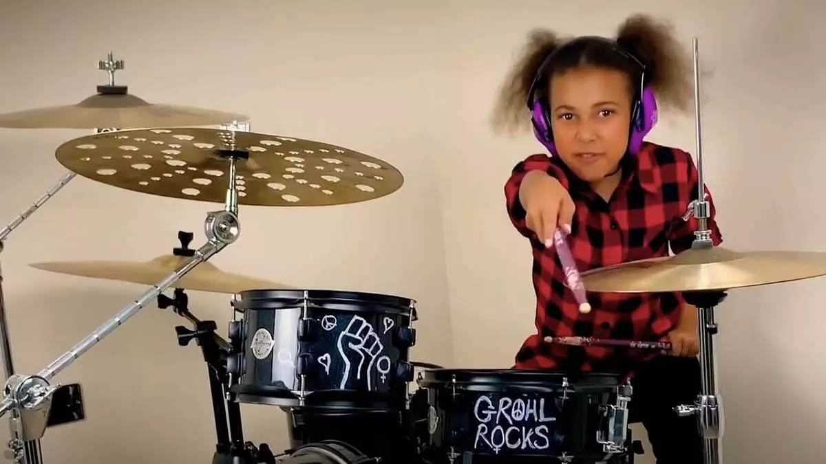 Nandi Bushell, un prodigio de 10 años a la batería