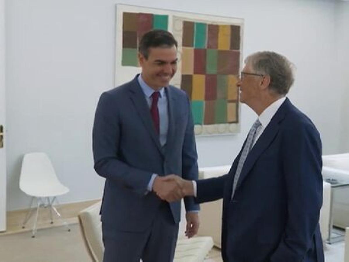 Pedro Sánchez y Bill Gates.