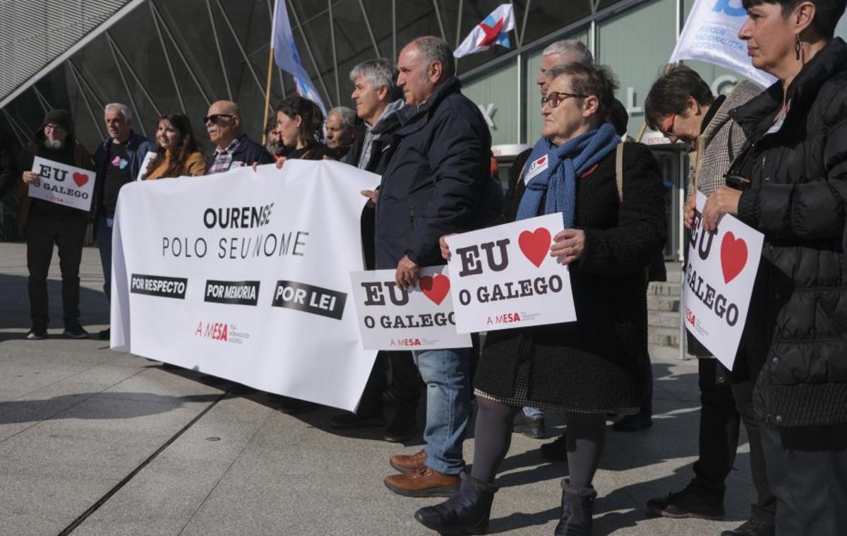 Concentración de apoyo a los jóvenes juzgados en Ourense. | ROI CRUZ