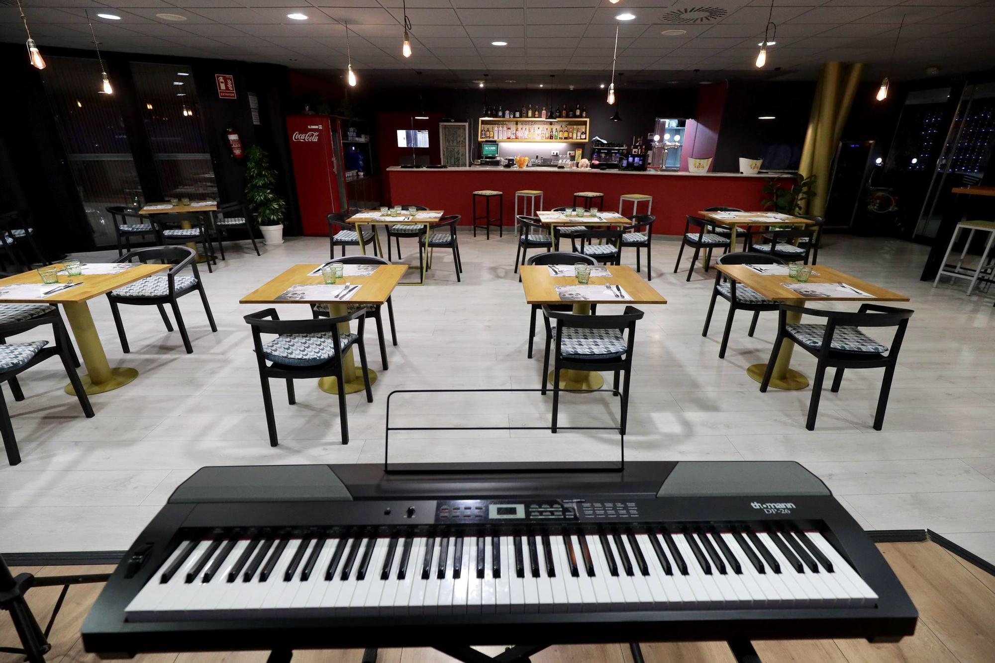 EN IMÁGENES | El Palco de las Esquinas reabre sus puertas en Zaragoza