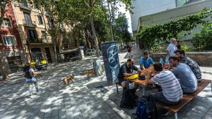 Escenas inesperadas de la Superilla del Eixample