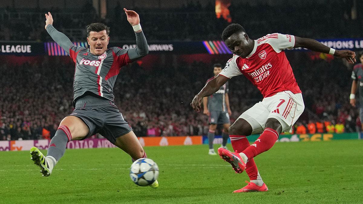 Arsenal - Olympiacos: El gol de Bukayo Saka