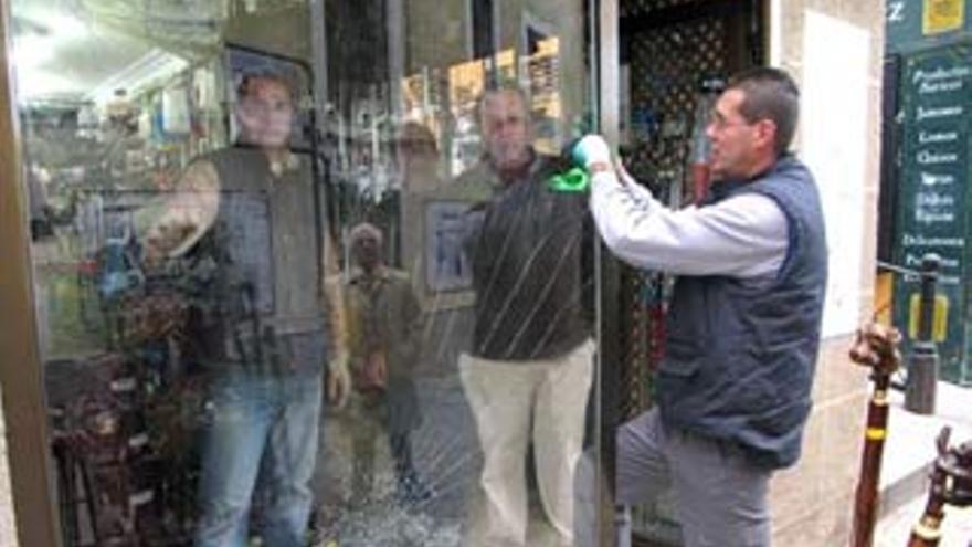 El comercio de Moret pide más vigilancia policial en la zona tras actos vandálicos