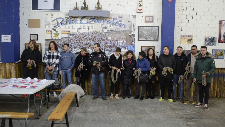 Responsables de las peñas en un acto de la Coordinadora tras las fiestas del Toro Enmaromado de 2022.