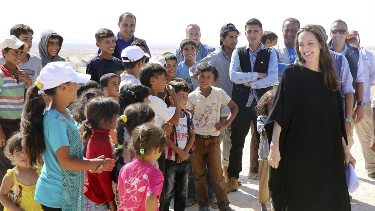 Angelina Jolie en el campo de refugiados de Azraq