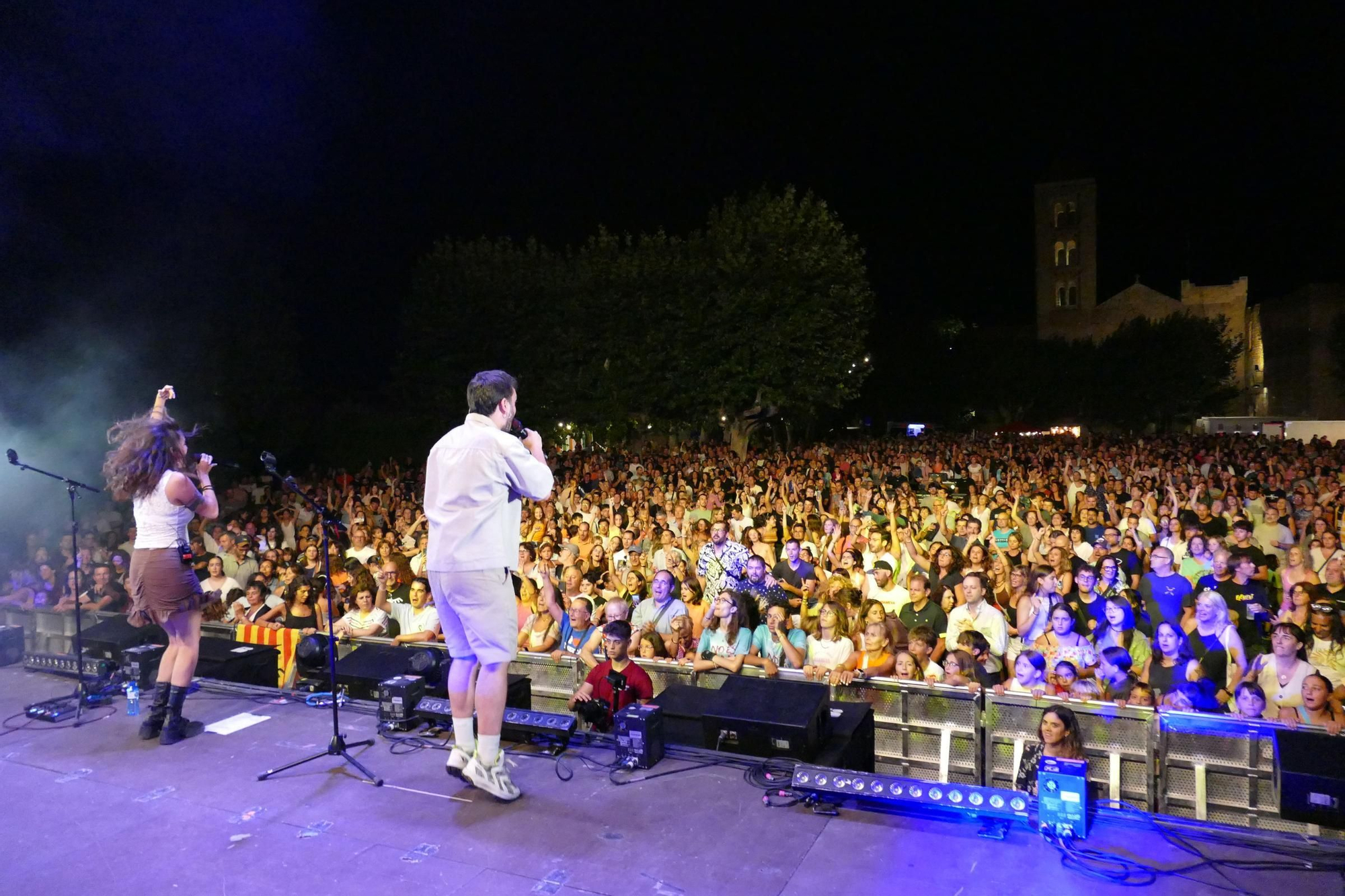 La segona Bertranada Fest congrega unes 8.000 persones als concerts de Ginestà i Búhos