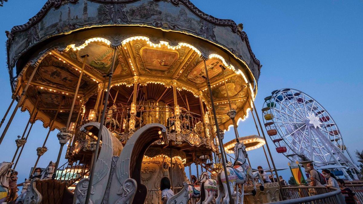 El carrusel y la noria del Tibidabo, la semana pasada