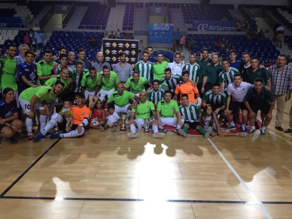 El Palma Futsal se presenta ante su afición con un triunfo ante el Betis