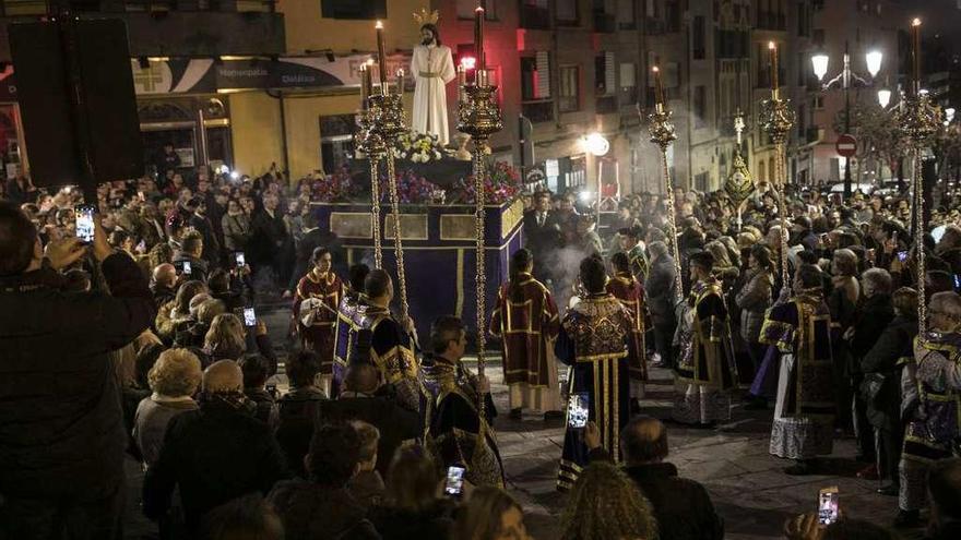 La procesión del Lunes Santo.