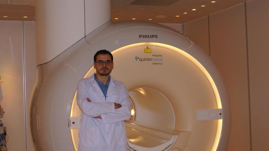 Roberto Sanz, ingeniero biomédico del Área de Ingeniería Biomédica y Radiología Cuantitativa