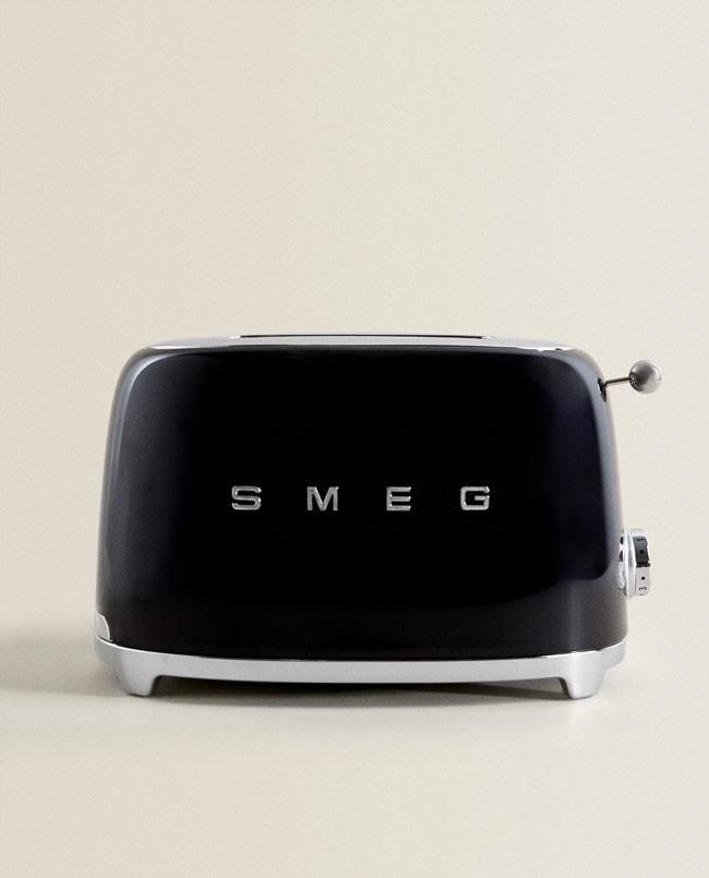 Tostadora SMEG en color negro