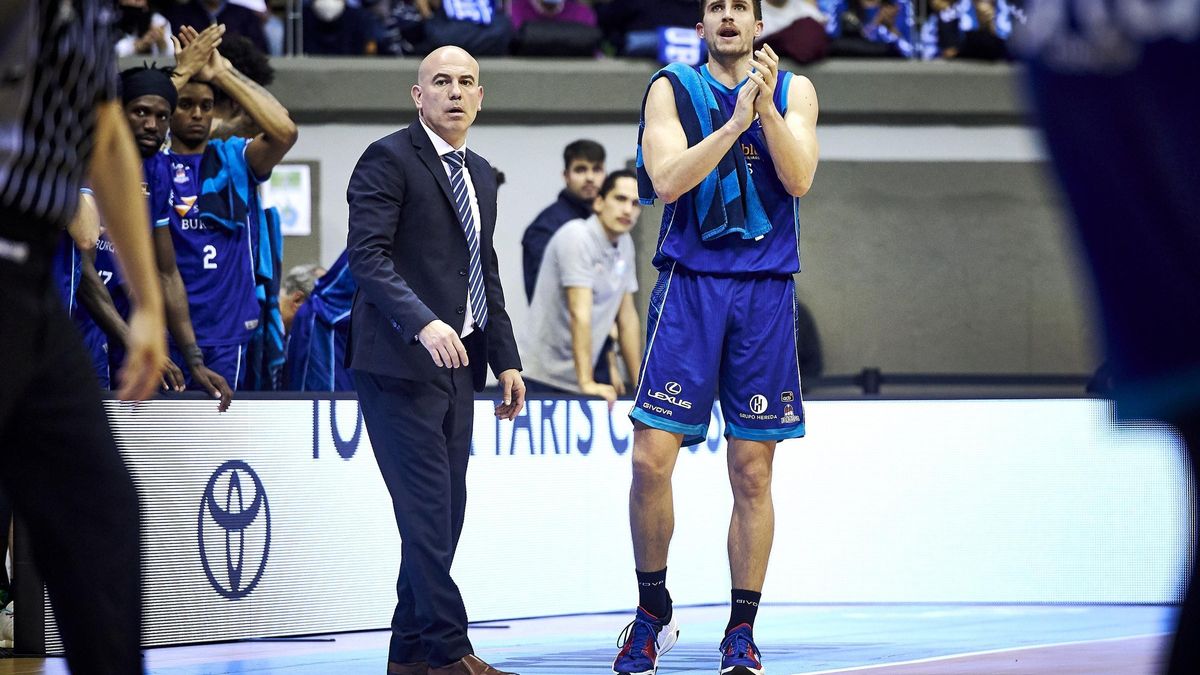 Félix Alonso, junto a Xabi Rabaseda en su etapa en el San Pablo Burgos