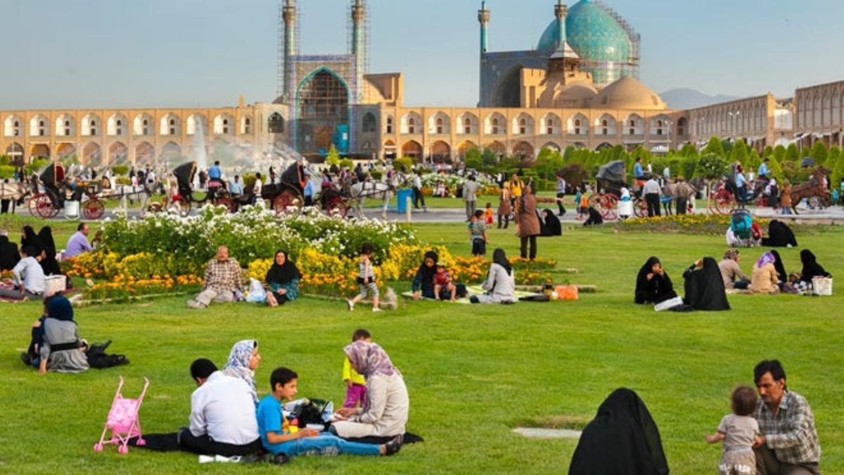 La ciudad de Isfahán tiene como eje la Plaza Naqsh-e Jahan