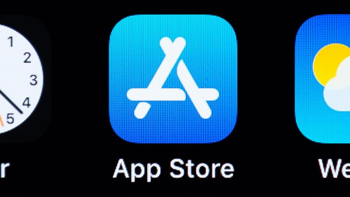 Logo de App Store en la pantalla de un iPhone.