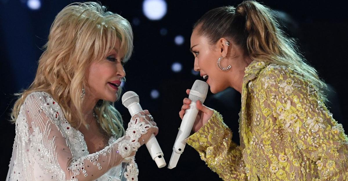 Dolly Parton, molt més que la padrina (real) de Miley Cyrus