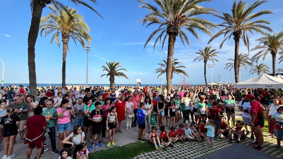 Más de 1.000 atletas participaron en la III 5K Playa La Pobla de Farnals 2025.
