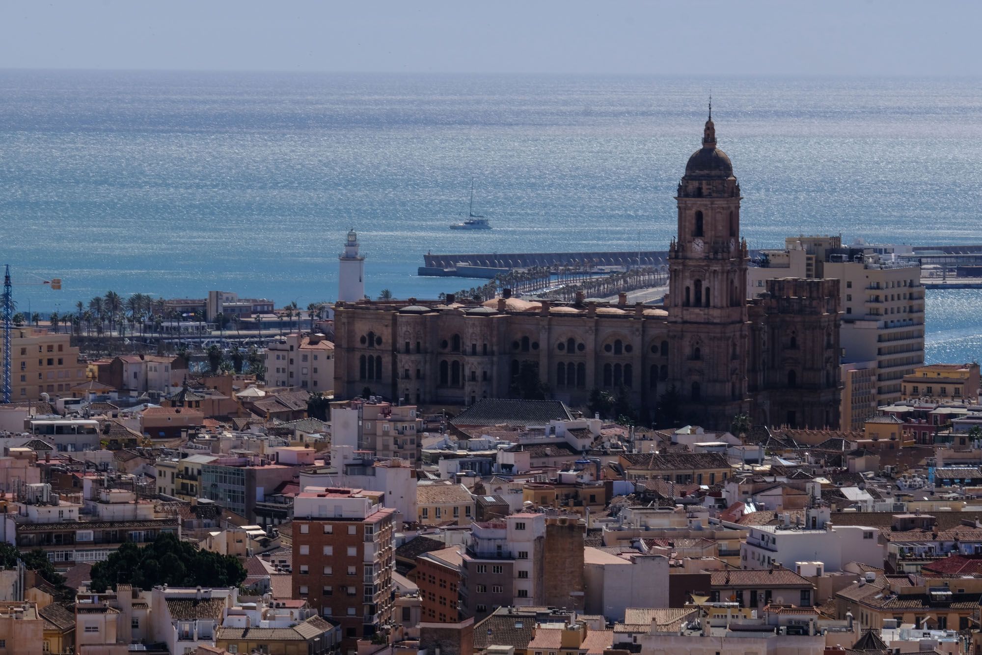 Vistas de Málaga desde las torres de Martiricos.