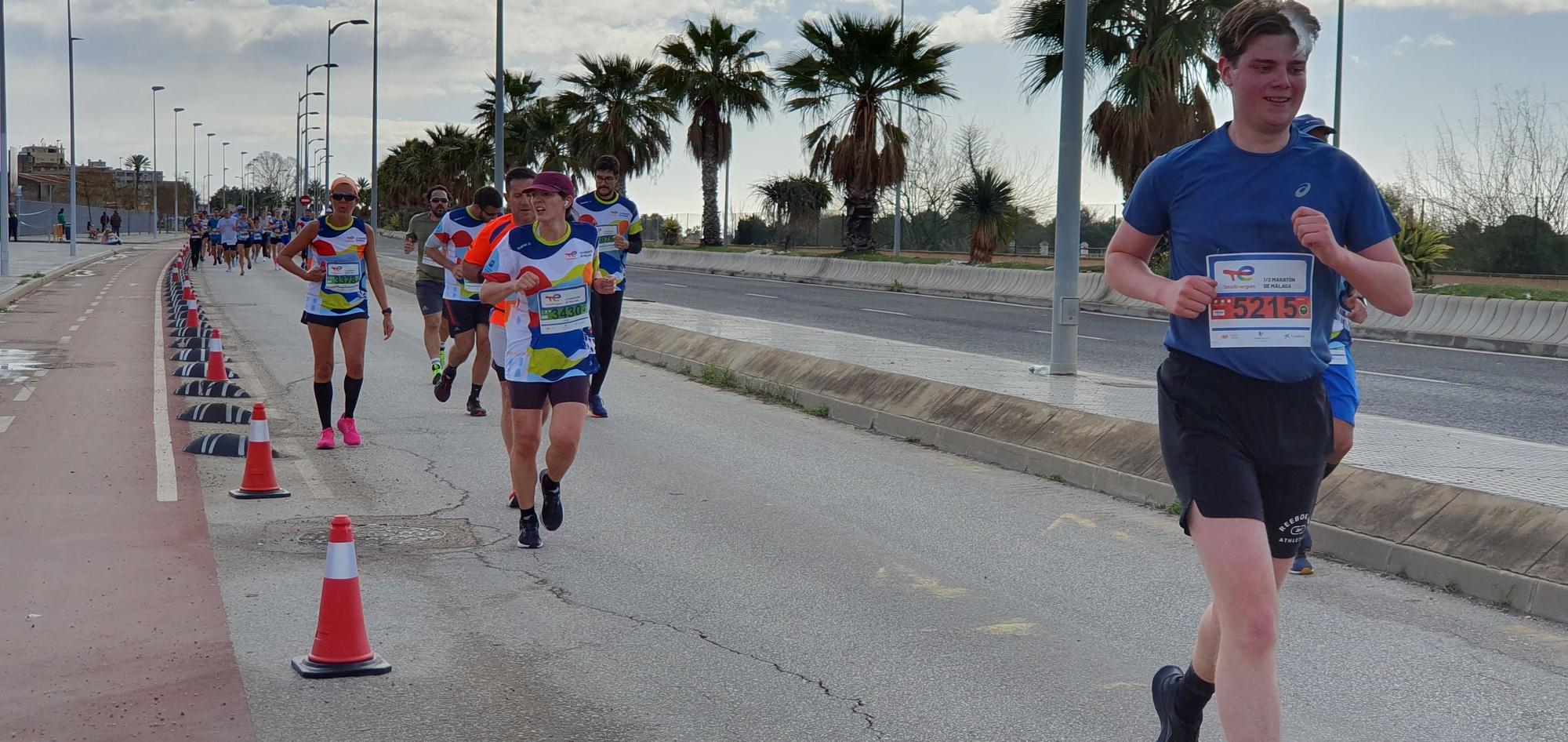 Búscate en la XXXIII Media Maratón que se ha celebrado en Málaga en la mañana de este domingo 10 de marzo de 2024 