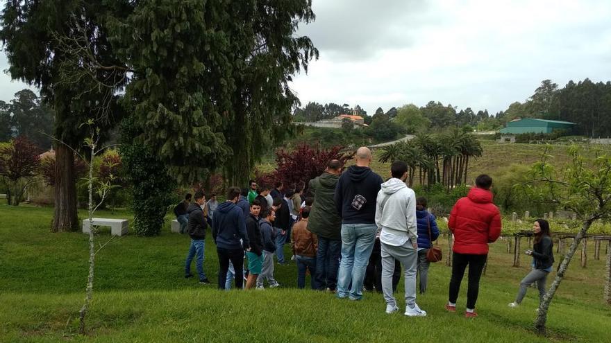 Estudiantes de Vilagarcía se aproximan al coorperativismo como opción de futuro laboral estable