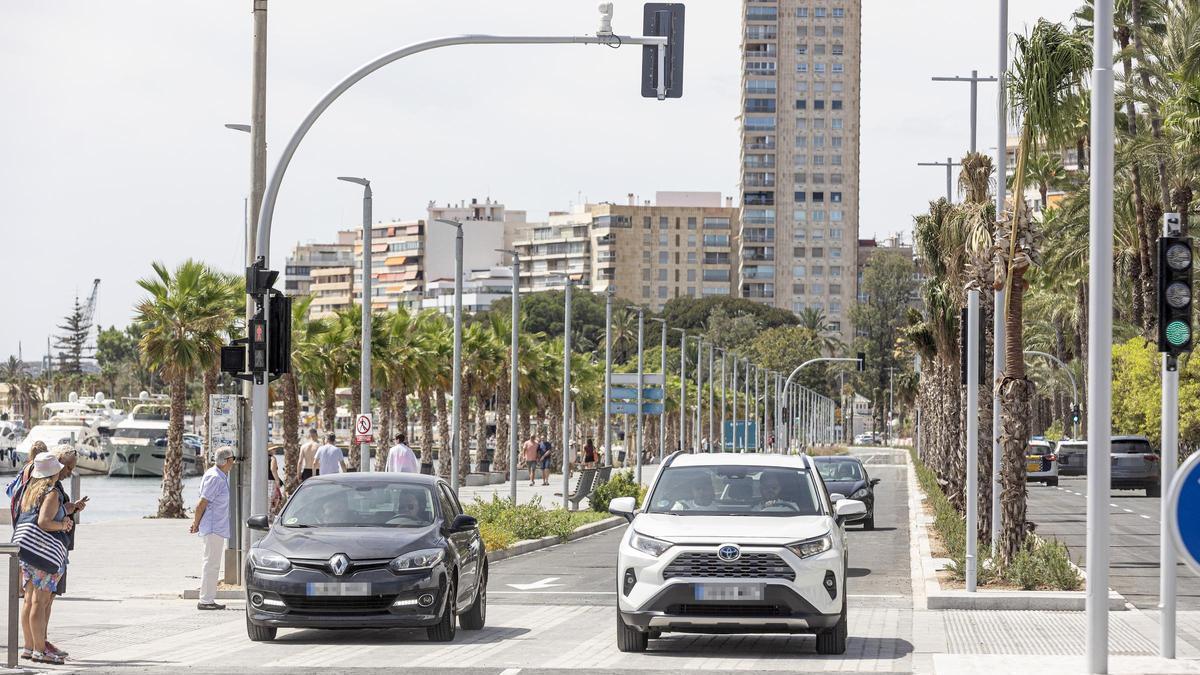 El soterramiento del tráfico en la fachada litoral de Alicante costaría entre 200 y 300 millones