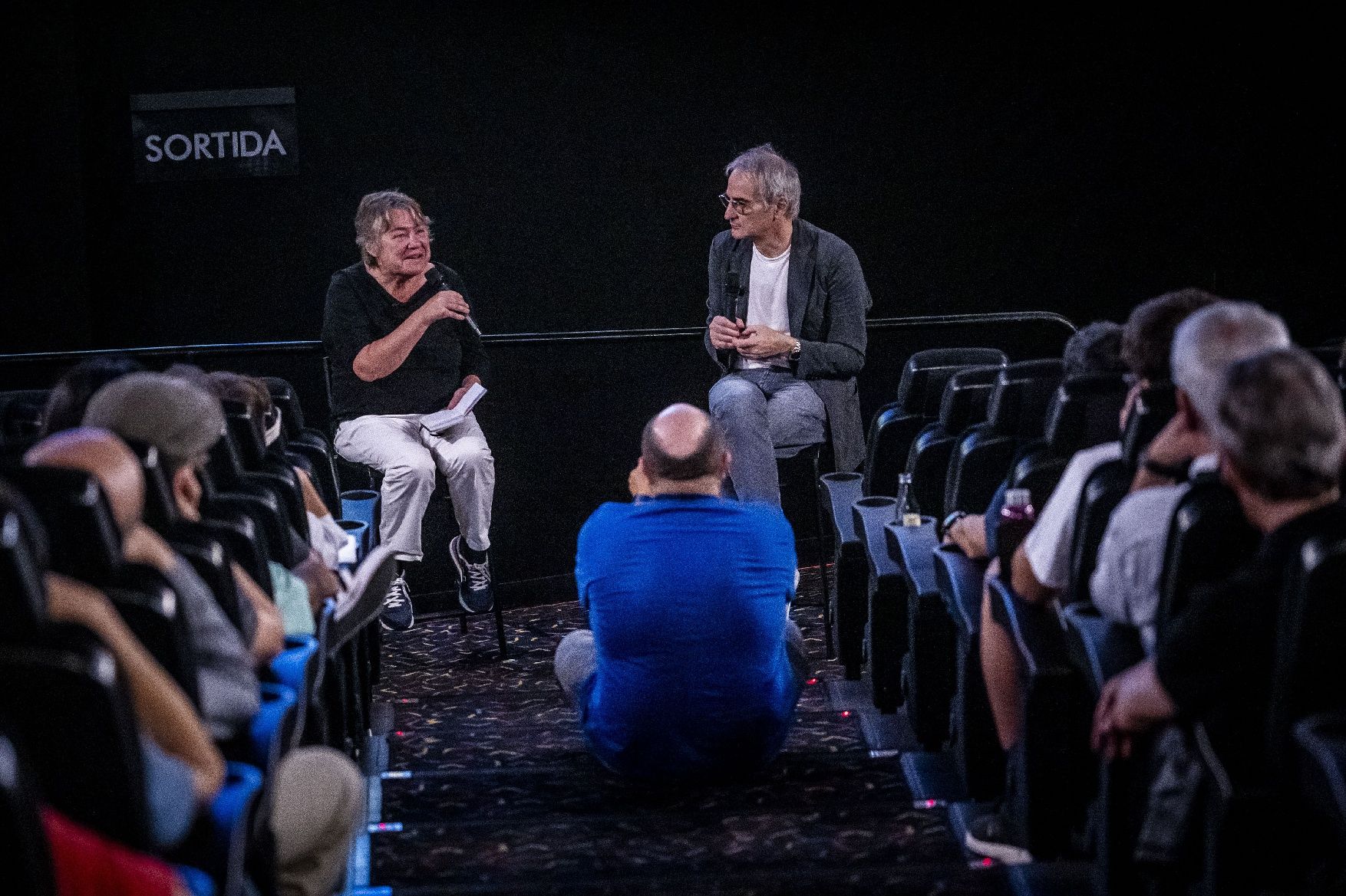 El cineasta francès Olivier Assayas rep un dels premis d'Honor del festival Clam