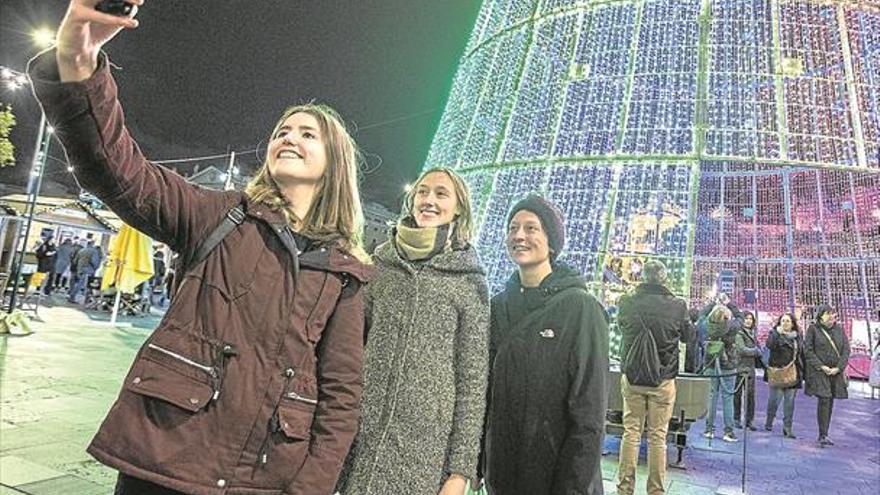 España bate récord de turistas por séptimo año consecutivo