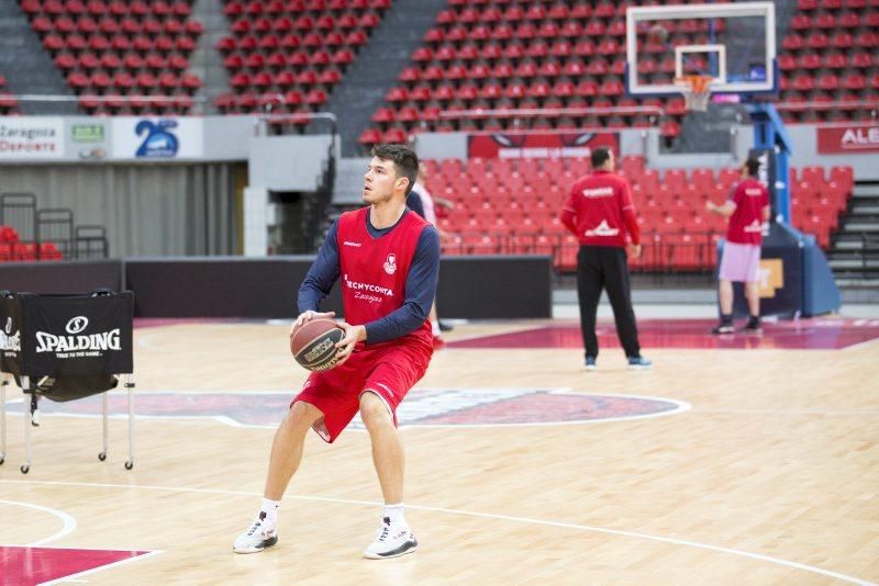 Entrenamiento a puerta abierta del Tecnyconta Zaragoza