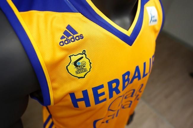 Presentación de la equipación del Herbalife Gran Canaria 2016/17