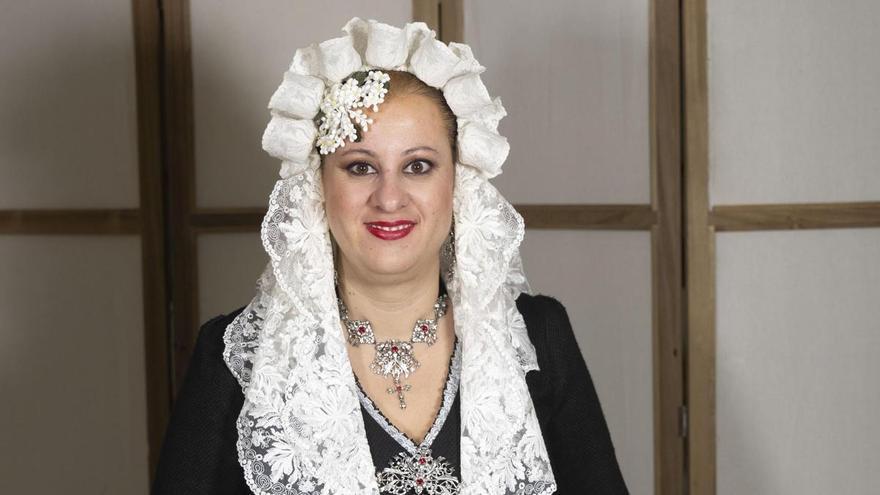 Irene García Mula, candidata de la Hoguera Polígono de Babel Bernardo Pérez Sales