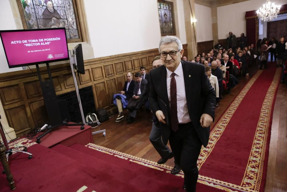 Toma de posesión de nuevos profesores de la Universidad