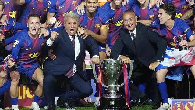 ¡¡¡Laporta, desatado!!! ¡Bailando a Rosalía!