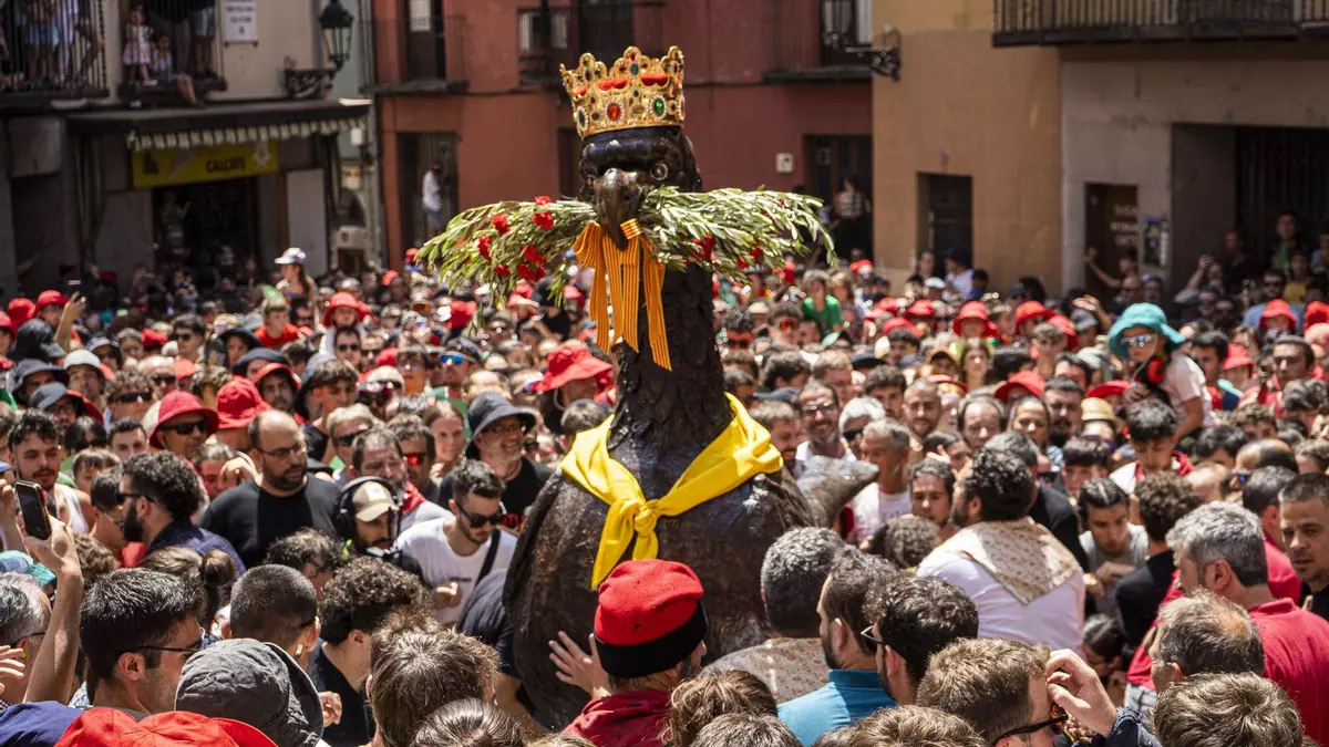 Així ha estat el ball de l'Àliga de la Patum de lluïment de diumenge